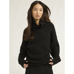 Scoop Women’s Chunky Funnel Neck Sweater