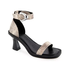 Aerosoles Womens Calico Buckled Strap Sandals Stylish Comfortable Footwear