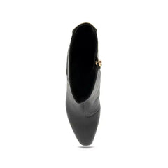 Aerosoles Magnus Womens Logo Embossed Booties, Stylish Comfortable Ankle Boots