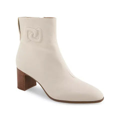 Aerosoles Magnus Womens Logo Embossed Booties, Stylish Comfortable Ankle Boots