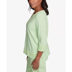 Alfred Dunner Women's Parrot Cay Solid Split Neck Lace Trim Top, Palm Green