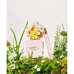 Marc Jacobs Daisy Eau So Fresh Eau de Toilette Travel Spray, Refreshing Fragrance, 0.33 oz