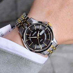 Citizen Men's Quartz Watch, Analog Display And Stainless Steel Strap