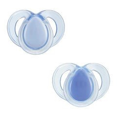 Tommee Tippee Night Time Soothers, Symmetrical Orthodontic Design, BPA-Free Silicone Baglet, Includes Steriliser Box, 18-36m, Pack of 2, Star