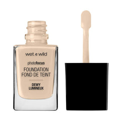 Wet n Wild Photo Focus Dewy Foundation - Fuchtigkeitsspendend Foundation in Fennepin Nude - Dekt Enrichnheiten AB, For Normal to Dry Skin, Vegan - Ivory Nude Beige
