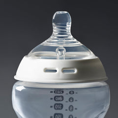 Tommee Tippee Natural Start Baby Bottle, Medium Flow, 3+ Months, Breast-Like for a Natural Latch, Anti-colic Valve, Soft Silicone, Pack of 6