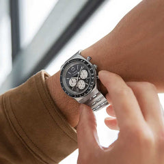 Timex Men's Q Chronograph Quartz Watch