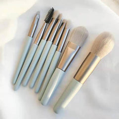 Makeup Brush Set | Makeup Brushes | Real Techniques Brushes Set | Complete Beauty Kit with Foundation Brush and 8 Brushes for Professional Makeup Artists (Green)