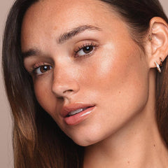 Jouer Bloom, Bronze & Glow Bronzer + Highlighter Duo - Hydrating Cream Formula - Natural Glow - Beauty Cosmetics - Paraben, Gluten & Cruelty Free - Vegan Friendly