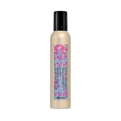 Davines This Is A Curl Moisturizing Mousse, Medium Hold Hydration & Bounce Creamy Mousse for Defined Curls Adds Structure & Softness, 8.45 Fl Oz