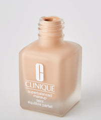 SUPERBALANCED fluid #08-porcelain beige 30 ml