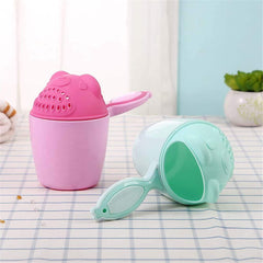 Riveda Baby Dippers Bath Rinse Cup Shampoo Rinser Shower Sprinkler Spoon Bathroom Accessories for Baby Tub Wash Cups Shampoo Rinser with Handle (2PCS)