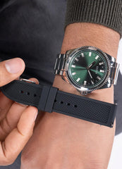 Guess Champ Analog Watch Box Set for Men, 44 mm Case Width, Silver Tone/Green