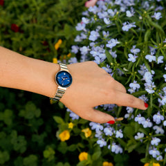 Anne Klein Damenarmbanduhr mit echtem Diamant-Zifferblatt, AK/2434