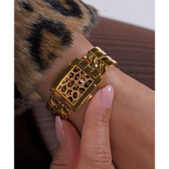 Guess MOD ID GW0807L2 Women's Watch Stainless Steel Gold, Gold-animal