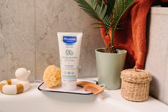 Mustela Baby 2-in-1 Cleansing Gel - Baby Body & Hair Cleanser - with Natural Avocado - Biodegradable Formula & Tear-Free - 200ml (Pack of 2)