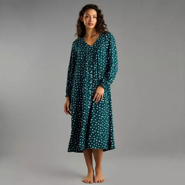 Max fashion All-Over Floral Print V-neck Night Dress green