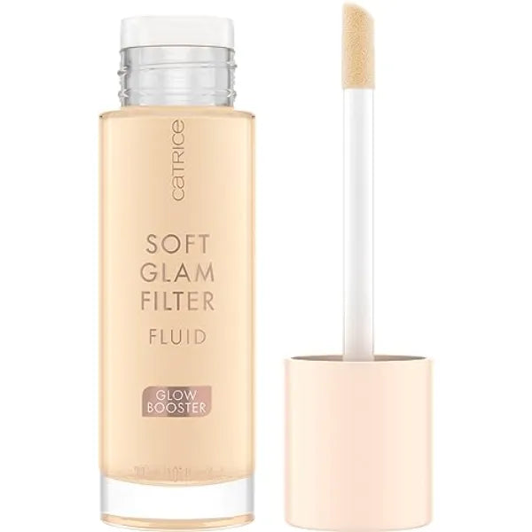 Catrice Soft Glam Filter Fluid - Luminous Make Up Base & Highlighter for Radiant Complexion - With Vitamin E & Squalene - Vegan & Cruelty Free
