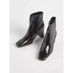 MAX FASHION Textured Ankle Boots with Block Heels-Black