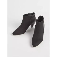 MAX FASHION Plain Ankle Boots with Zip Closure -Black