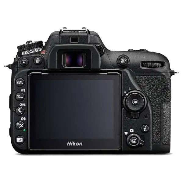 Nikon D7500 DSLR With AF-S DX NIKKOR 18-140mm VR Lens 20.9MP, Built-in Wi-Fi and Bluetooth