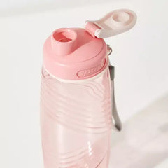 Textured Sipper Water Bottle with Screw Lid and Wristlet Strap - 700 ml pink