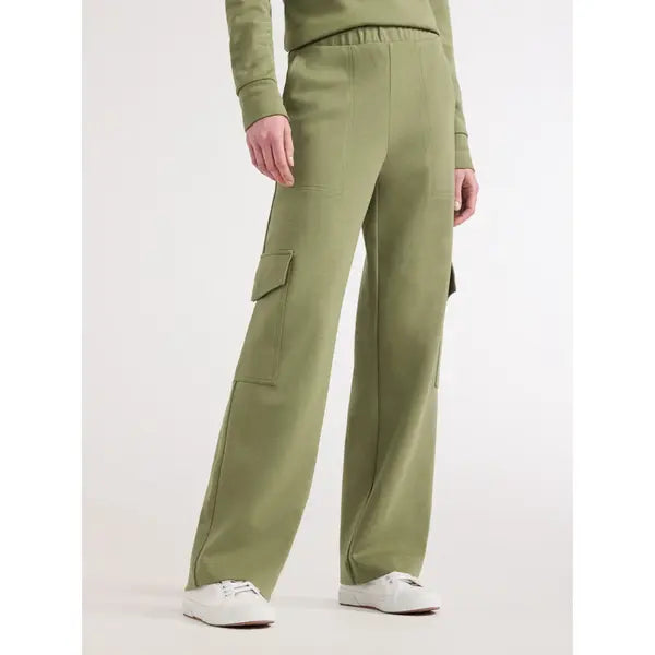 Free Assembly Women's Wide Leg Knit Cargo Pants, 30” Inseam