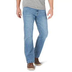 Wrangler Men's Slim Straight Fit Jean with Stretch