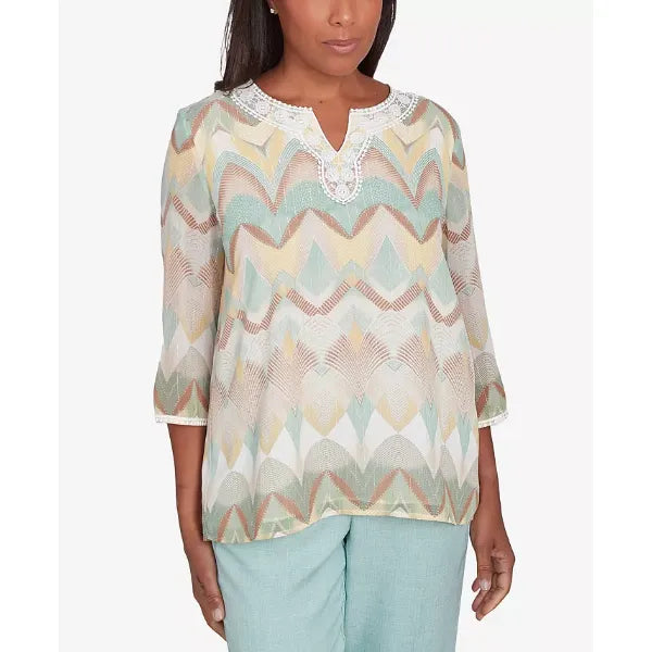 Alfred Dunner Petite Kensington Gardens Chevron Textured Top, Neutral Multi