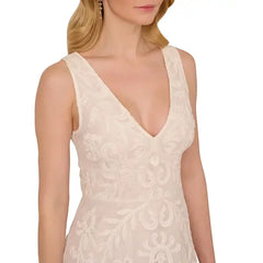 Adrianna Papell Women's V-Neck Sleeveless Beaded Dress, Perfect for Elegant Evenings