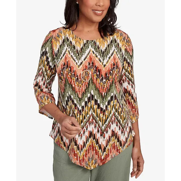 Alfred Dunner Women's Copper Canyon Ikat Chevron Top with Necklace, Olive Multi