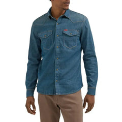 Wrangler® Men's Slim Fit Long Sleeve Woven Twill Shirt with Sunglasses Cleaner