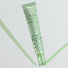 VT COSMETICS Cica Reti-A Retinol Essence 0.1 | Skin Balancing Essence For Sensitive Skin 1.01 fl oz (50ml)