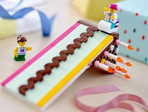 LEGO Seasonal 40641 Birthday Cake