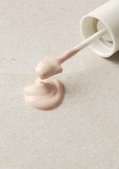 The Body shop Fresh Nude Foundation NATURAL LOOKING FINISH FOR 24HR MOISTURE, SUITABLE FOR SENSITIVE SKIN & DERMATOLOGICALLY TESTED (FAIR 1C)