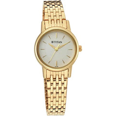 Titan Karishma Analog Round Watch for Women's