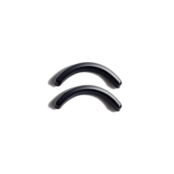 Shiseido Eyelash Curler Pad Includes 2 Refill Pads Use with Eyelash Curler to Crimp & Curl Lashes for Perfect, Eye-Framing Fringe