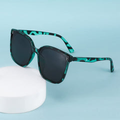FEISEDY Women Oversized Vintage Polarized Sunglasses Square Cute Trendy Classic Simple Men B2758