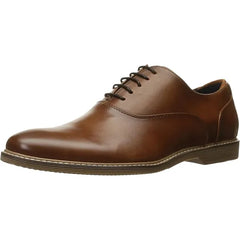 Steve Madden Men's Nunan OxfordLustrous, richly textured leather elevates a stylish oxford crafted in a crisp silhouette.