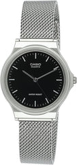 Casio Unisex-Adult Quartz Watch Silver/Black