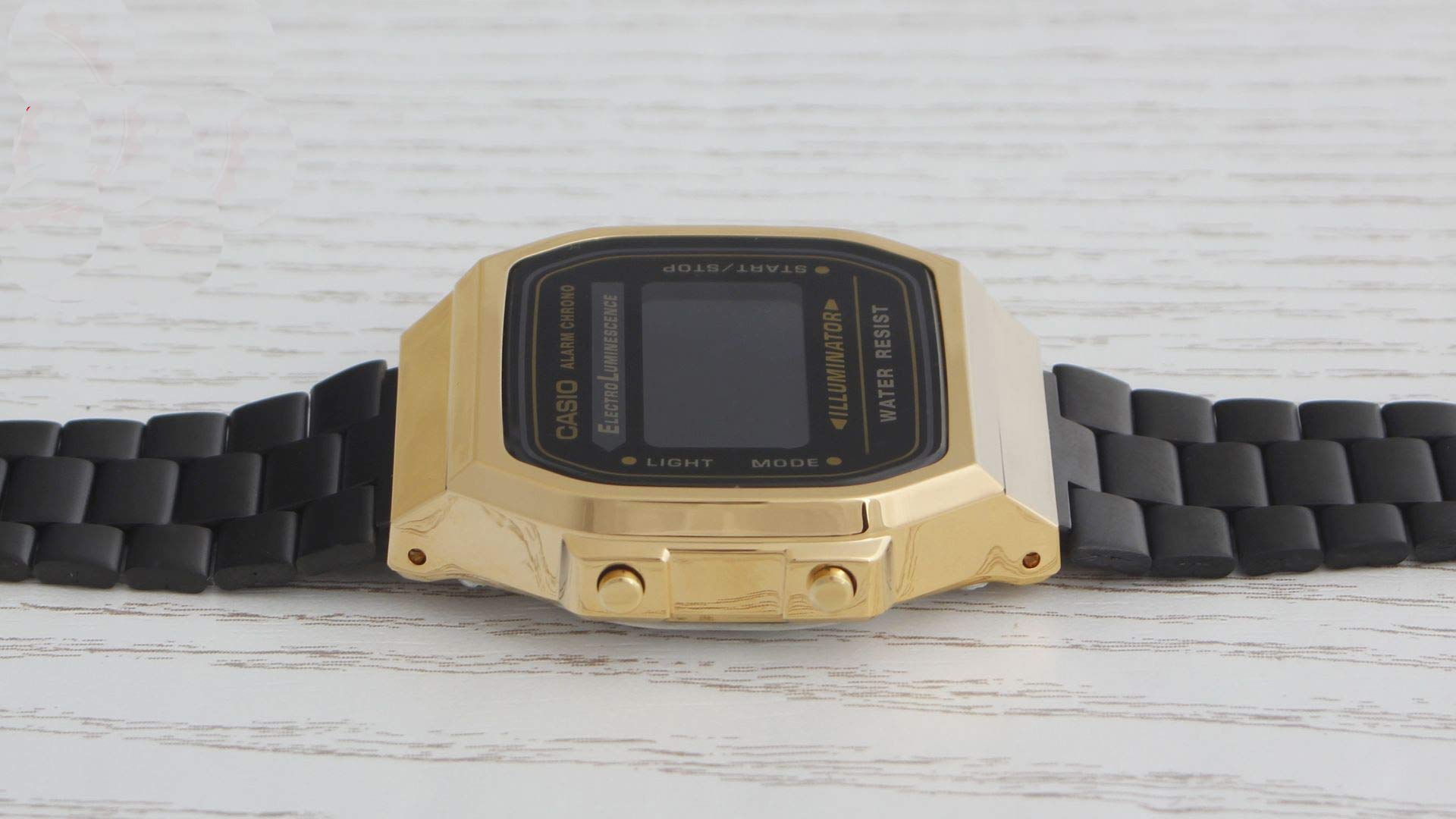 Casio Unisex-Adult Quartz Watch Gold/Black