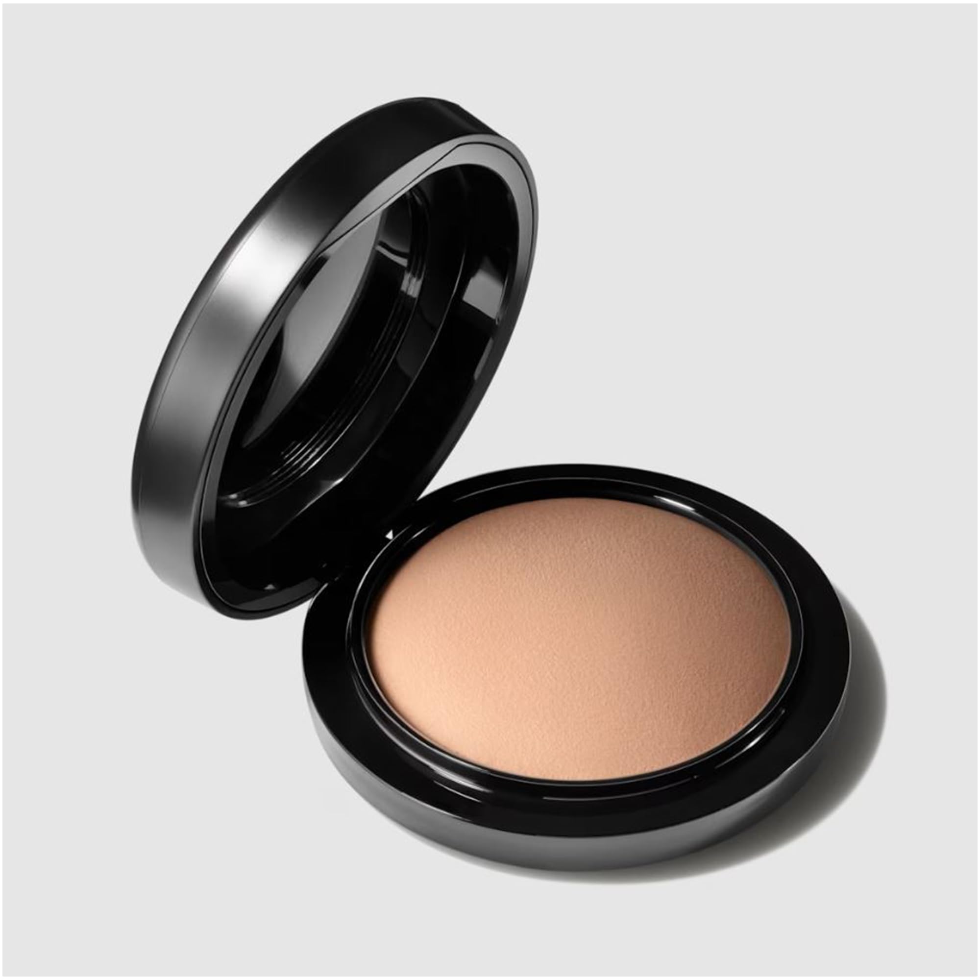 MAC Mineralize Skinfinish/ Natural # Medium dark