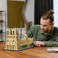 LEGO Architecture Notre-Dame de Paris Set, Model Kit for Adults to Build, Home or Office Décor, Collectible Gift for History-Loving Men, Women, Him or Her 21061