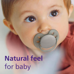 AVENT Philips Ultra Soft Pacifier - 4 x Soft and Flexible Baby Pacifiers for Babies Aged 6-18 Months, BPA Free with Sterilizer Carry Case, SCF091/27