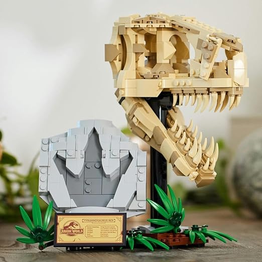 LEGO Jurassic World Dinosaur Fossils: T. rex Skull Toy for 9 Plus Year Old Boys, Girls & Kids, 3D Skeleton Model Kit with Opening Jaw and Display Stand, makes a Cool Dino Decoration, Gift Idea 76964