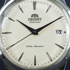 Orient Bambino 38mm - Klassische Herrenarmbanduhr mit Automatik Handaufzug, Lederarmband, Edelstahlgehäuse, Analoganzeige - RA-AC0M