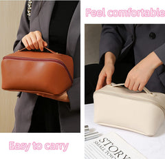 Large Capacity Travel Cosmetic Bag, Double Layer Train Case Makeup Bag, Waterproof Portable Leather Makeup Bags, Toiletry Bag for Makeup Brushes, Multifunctional Storage Makeup Bags for Women (Black)