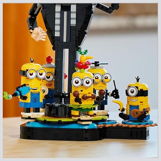 LEGO Despicable Me Brick-Built Gru and Minions, Buildable Movie Toys for Kids, Girls & Boys Aged 9 Plus, Figures Playset for Independent Play, Birthday Gift Idea 75582