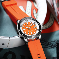 CURREN Original Fashion Men Watches Luxury Sports Silicone Strap Waterproof Quartz Wristwatch with Luminous Hands 8448