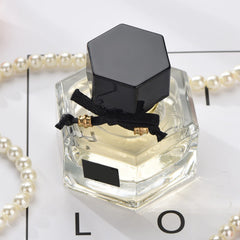 Women Perfume with Gift Packaging, Flowers and Wind Floral Atomizer Perfume, Glass Bottle Dancing Lady Fabulous Fragrance Perfume (8 x 8 x 6.5cm)(426 Pale Yellow Flower Dance)